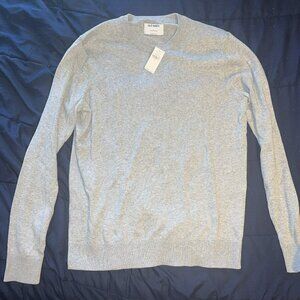NWT MEN'S GREY OLD NAVY SWEATER SMALL